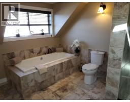 9200 Shale Avenue, Summerland, BC V0H1Z2 Photo 15