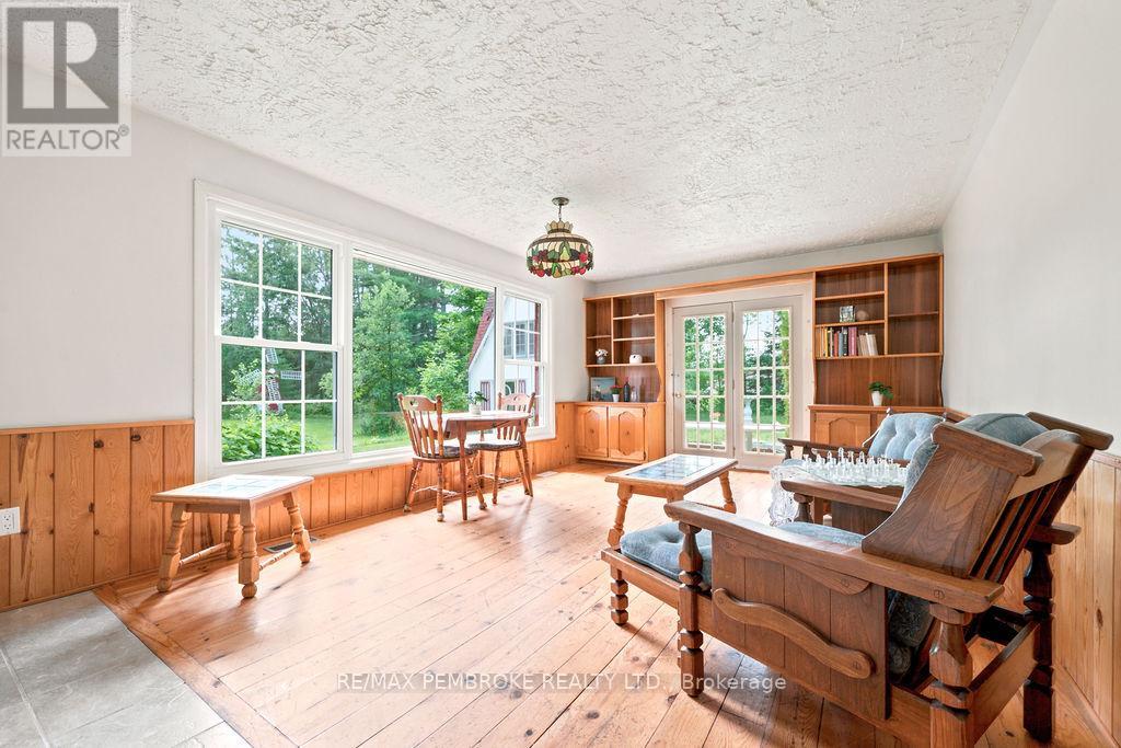 775 PINEGROVE CRESCENT - 20