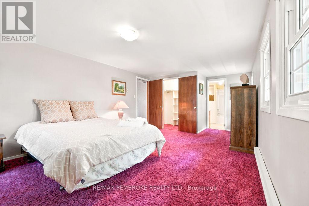 775 PINEGROVE CRESCENT - 27