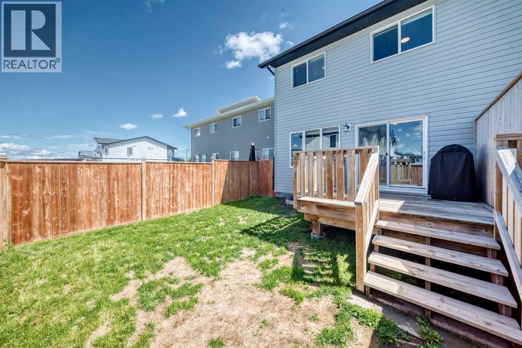 30 Iron Gate Boulevard — photo 36