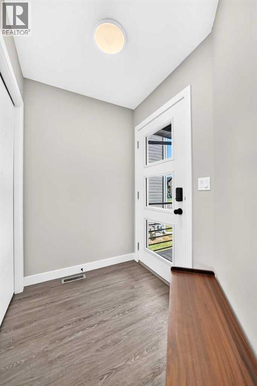 30 Iron Gate Boulevard - photo 3