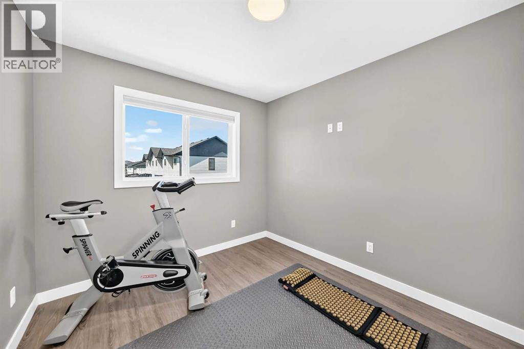 30 Iron Gate Boulevard — photo 22