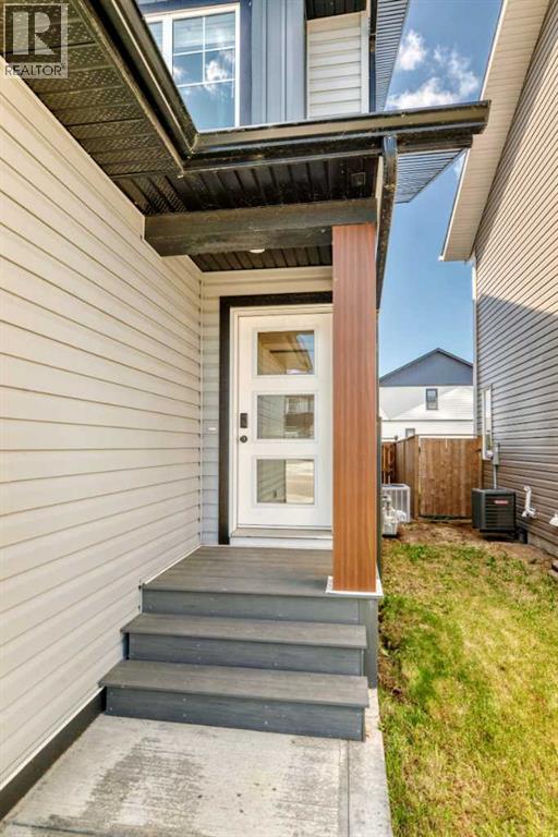 30 Iron Gate Boulevard - photo 2