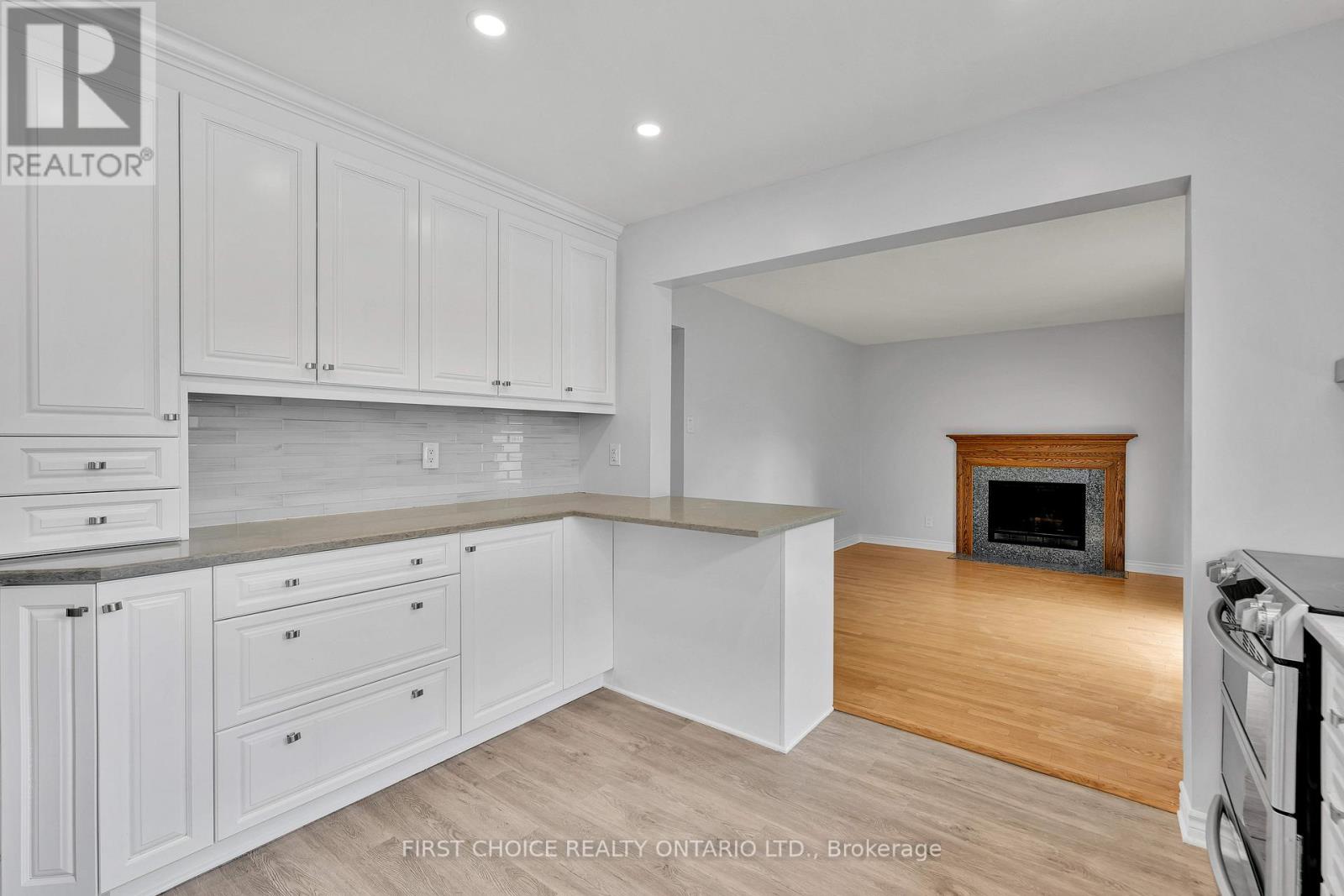 4 Bed, 3 Bath House for Sale in Ottawa – 100 WAXWING DRIVE, Ottawa – MLS# X13521014 - Image 23