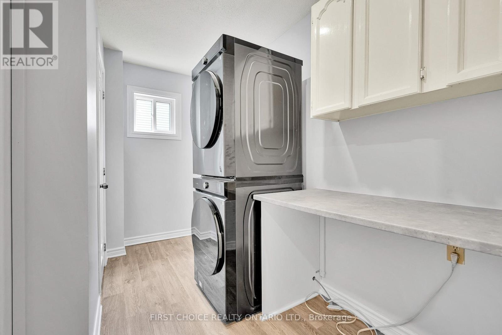 4 Bed, 3 Bath House for Sale in Ottawa – 100 WAXWING DRIVE, Ottawa – MLS# X13521014 - Image 24