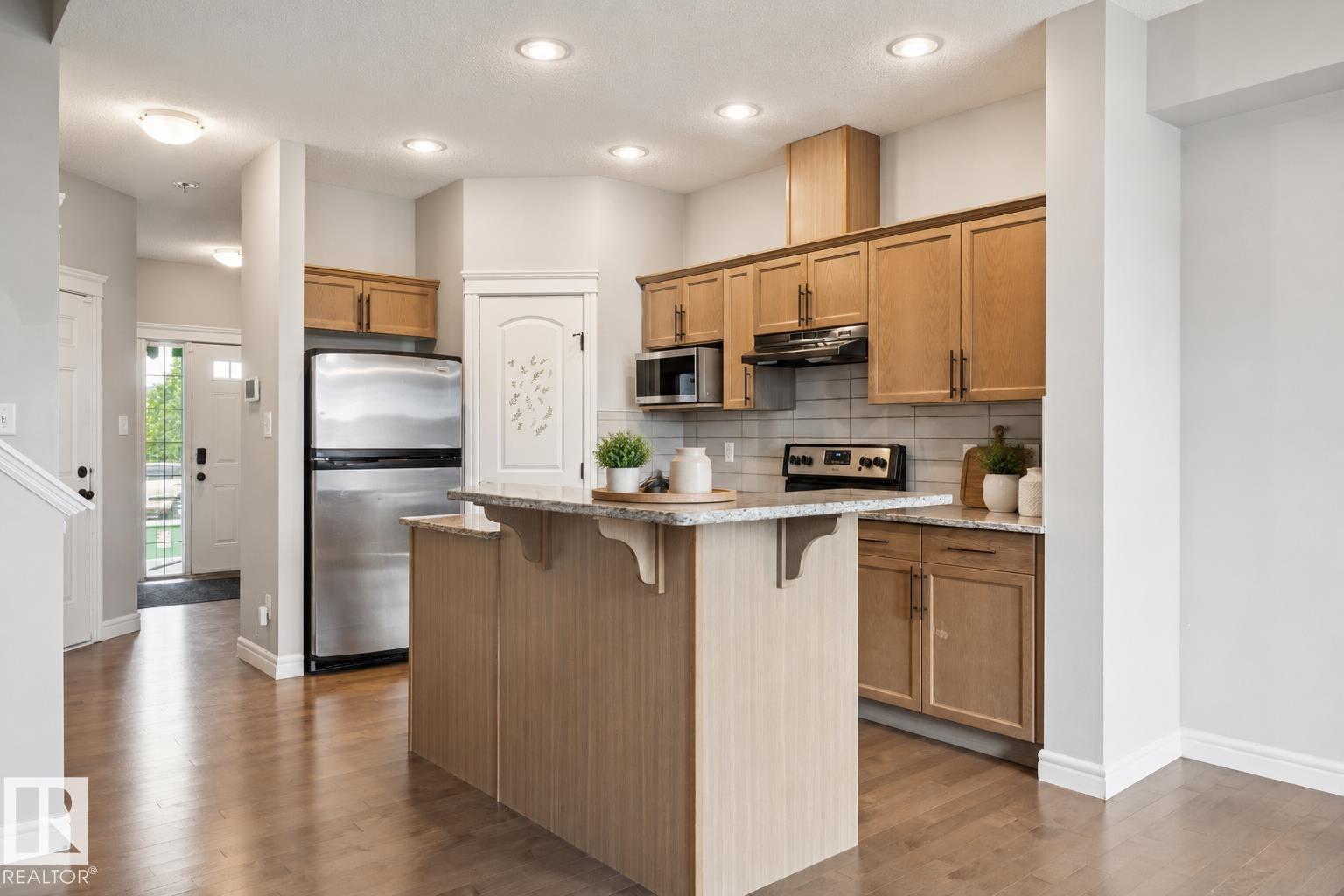 17011 38 ST NW - 6
