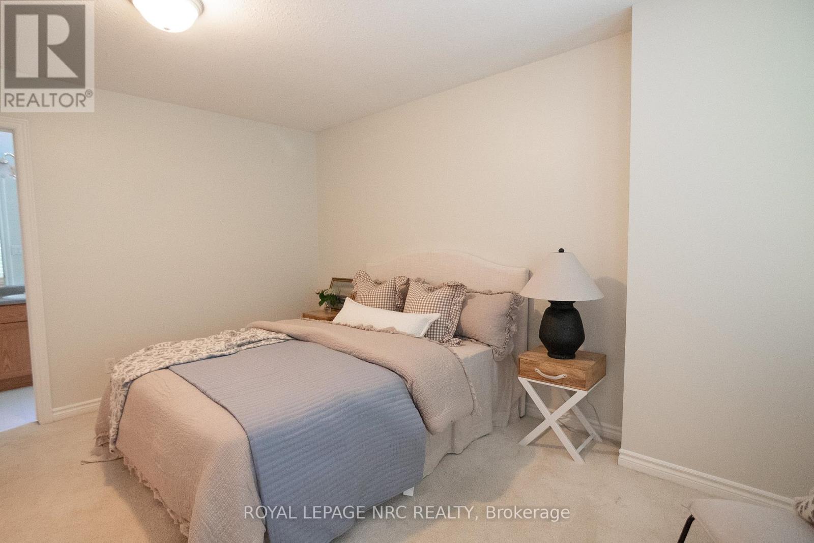 #6 4667 PORTAGE ROAD - 19