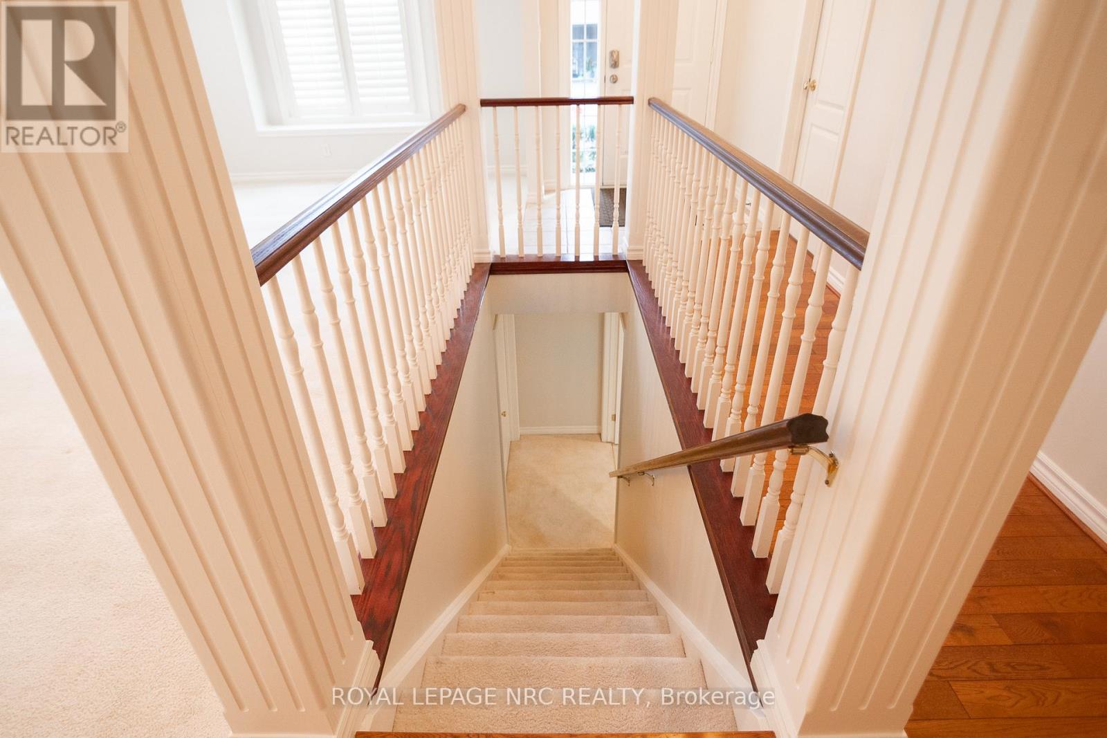 #6 4667 PORTAGE ROAD - 27
