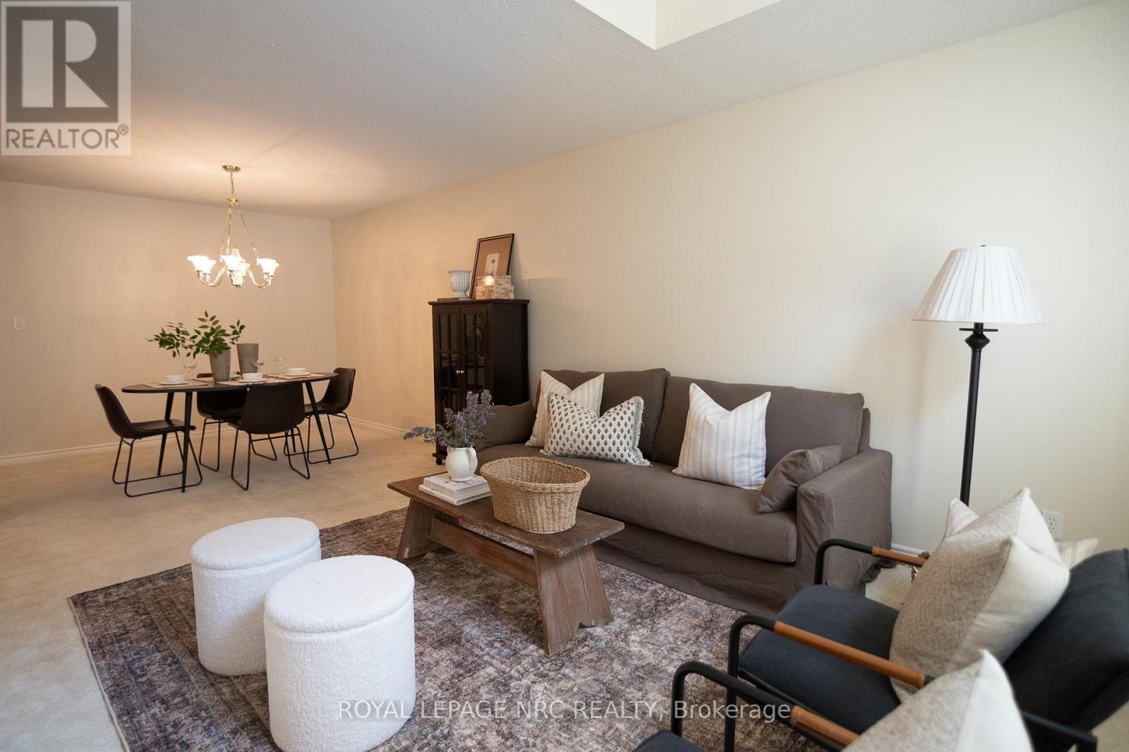 #6 4667 PORTAGE ROAD - 6