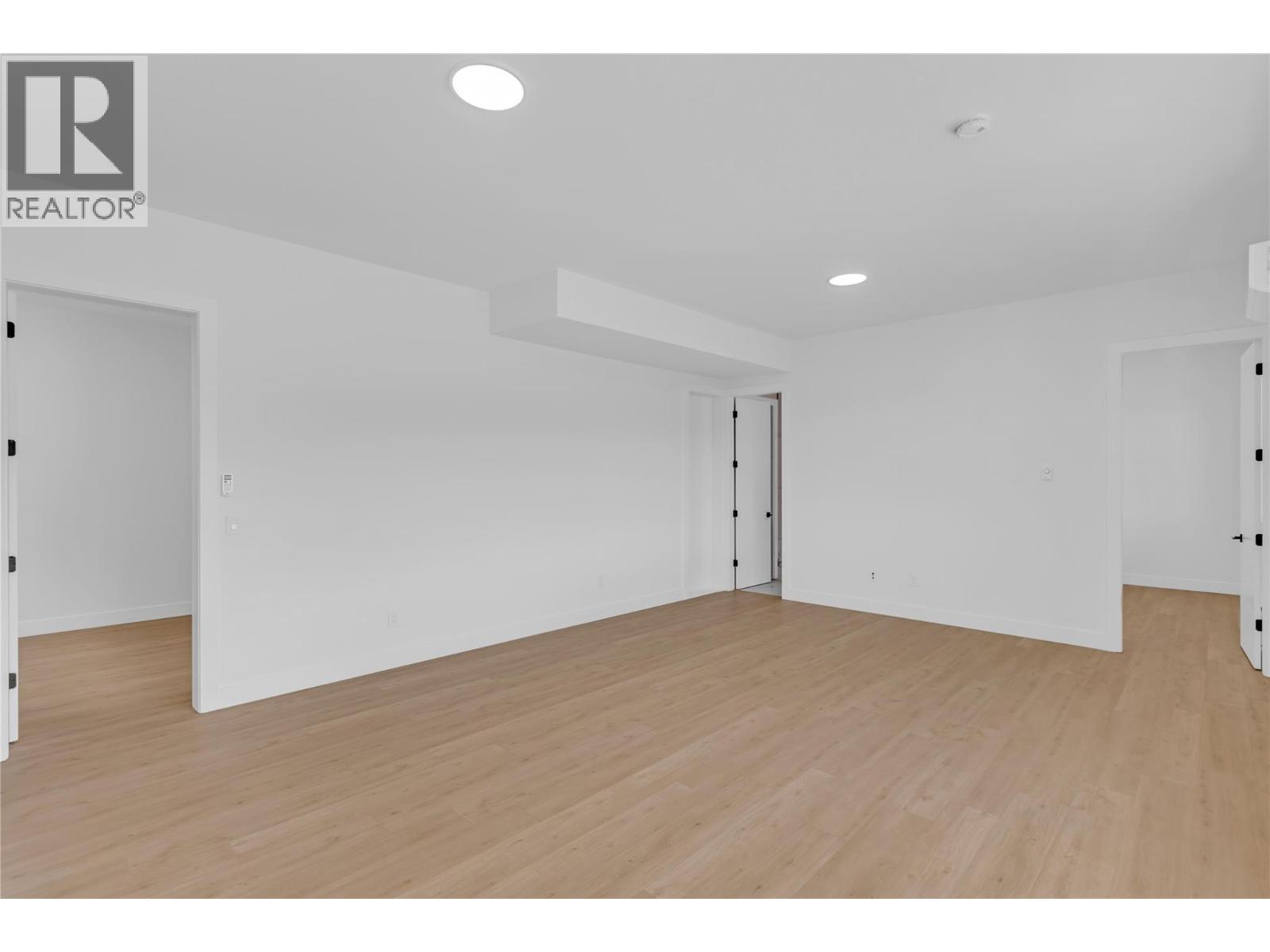 1152 Hume Avenue - 36