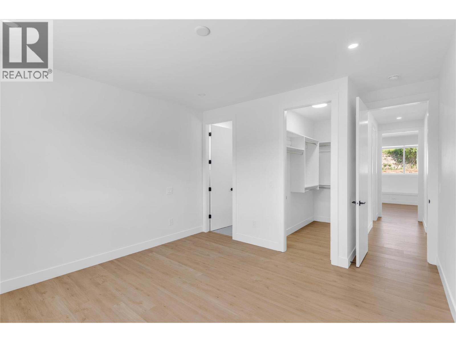 1152 Hume Avenue - 22