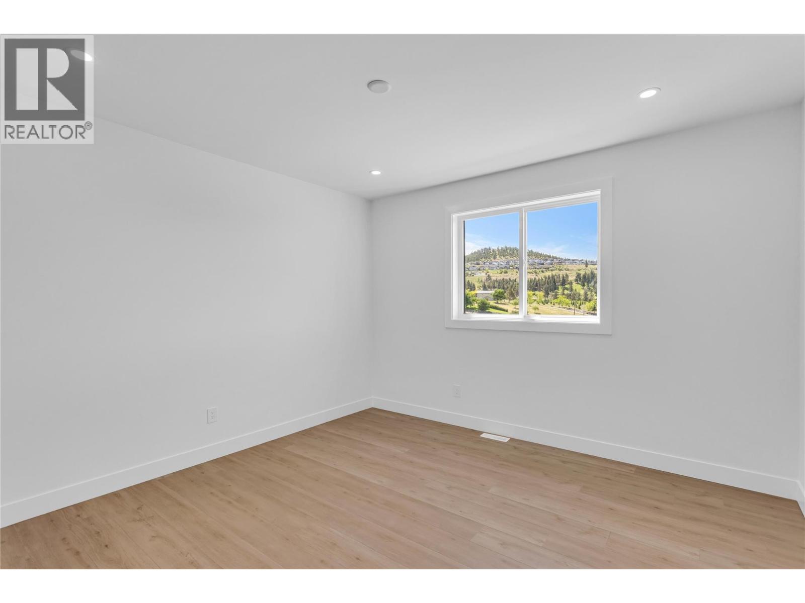 1152 Hume Avenue - 21