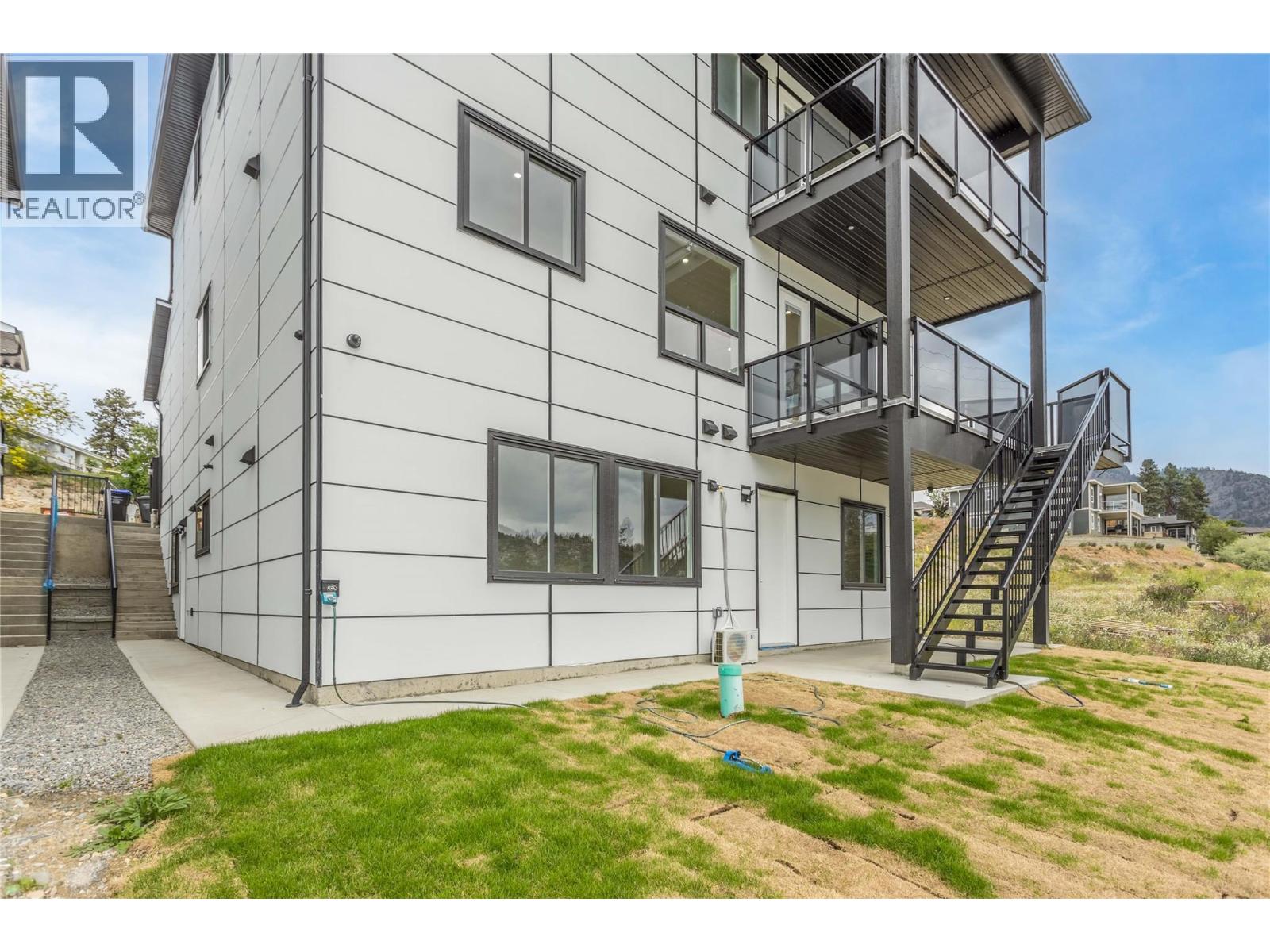 1152 Hume Avenue - 45
