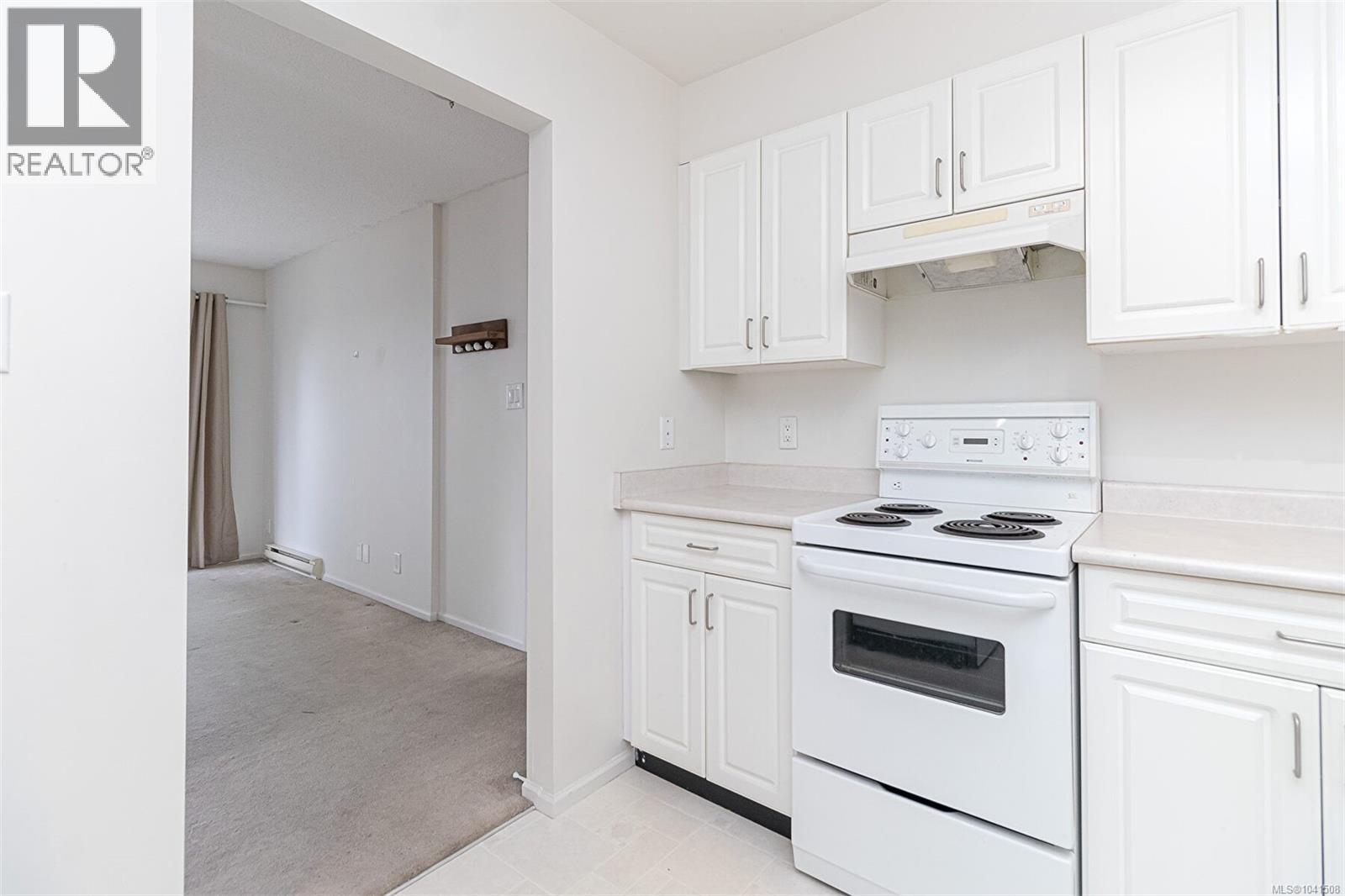 308 3225 Alder St, Victoria