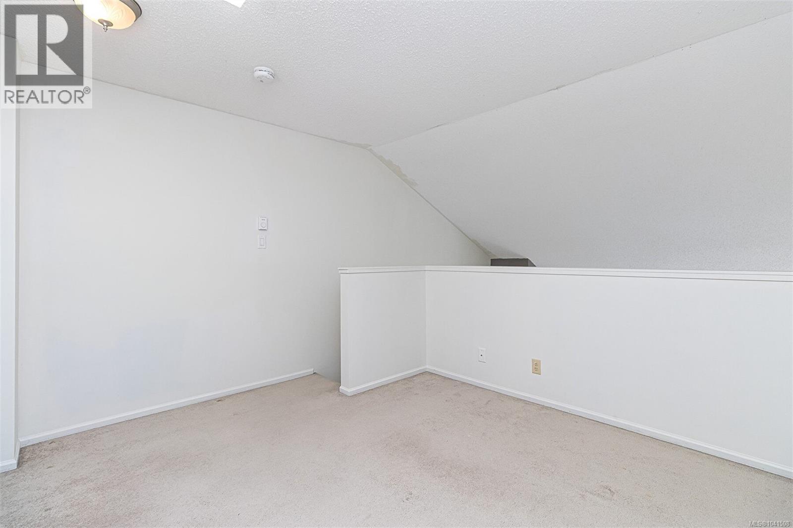 308 3225 Alder St, Victoria