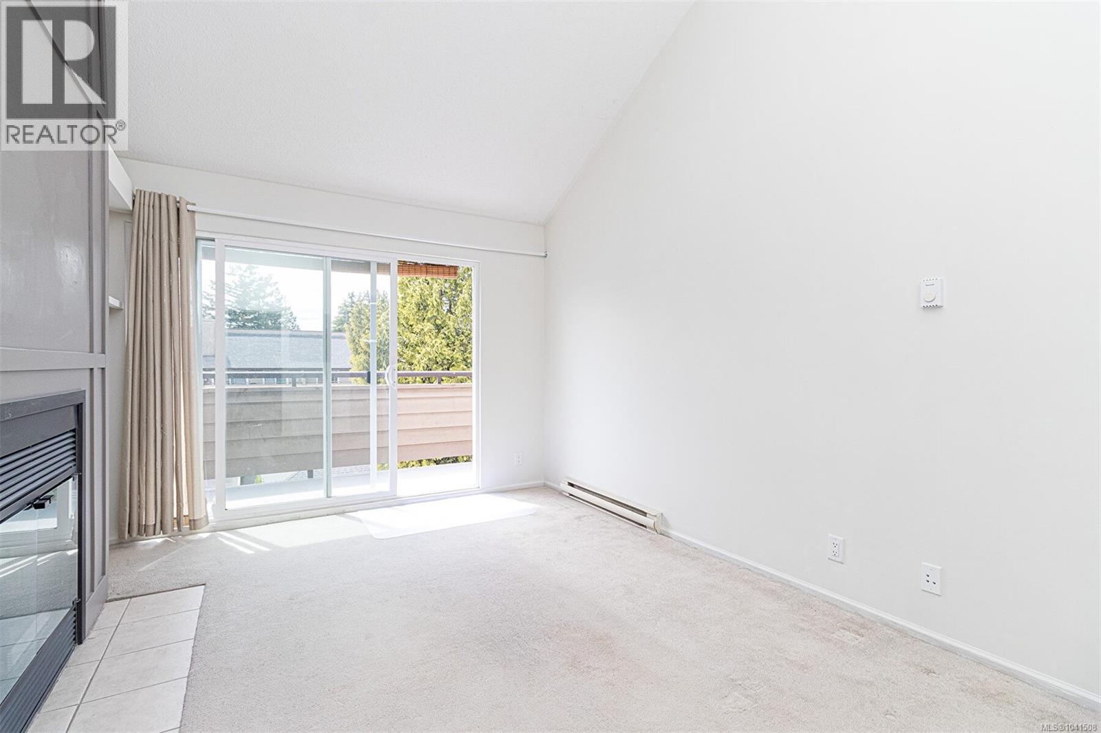 308 3225 Alder St, Victoria