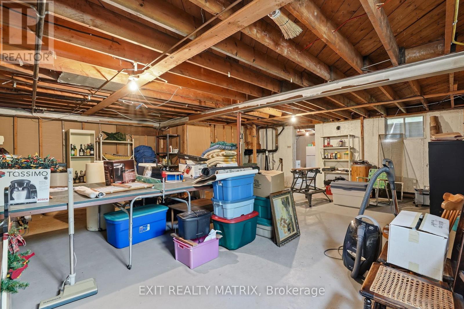 3 HILLVIEW CIRCLE - 22