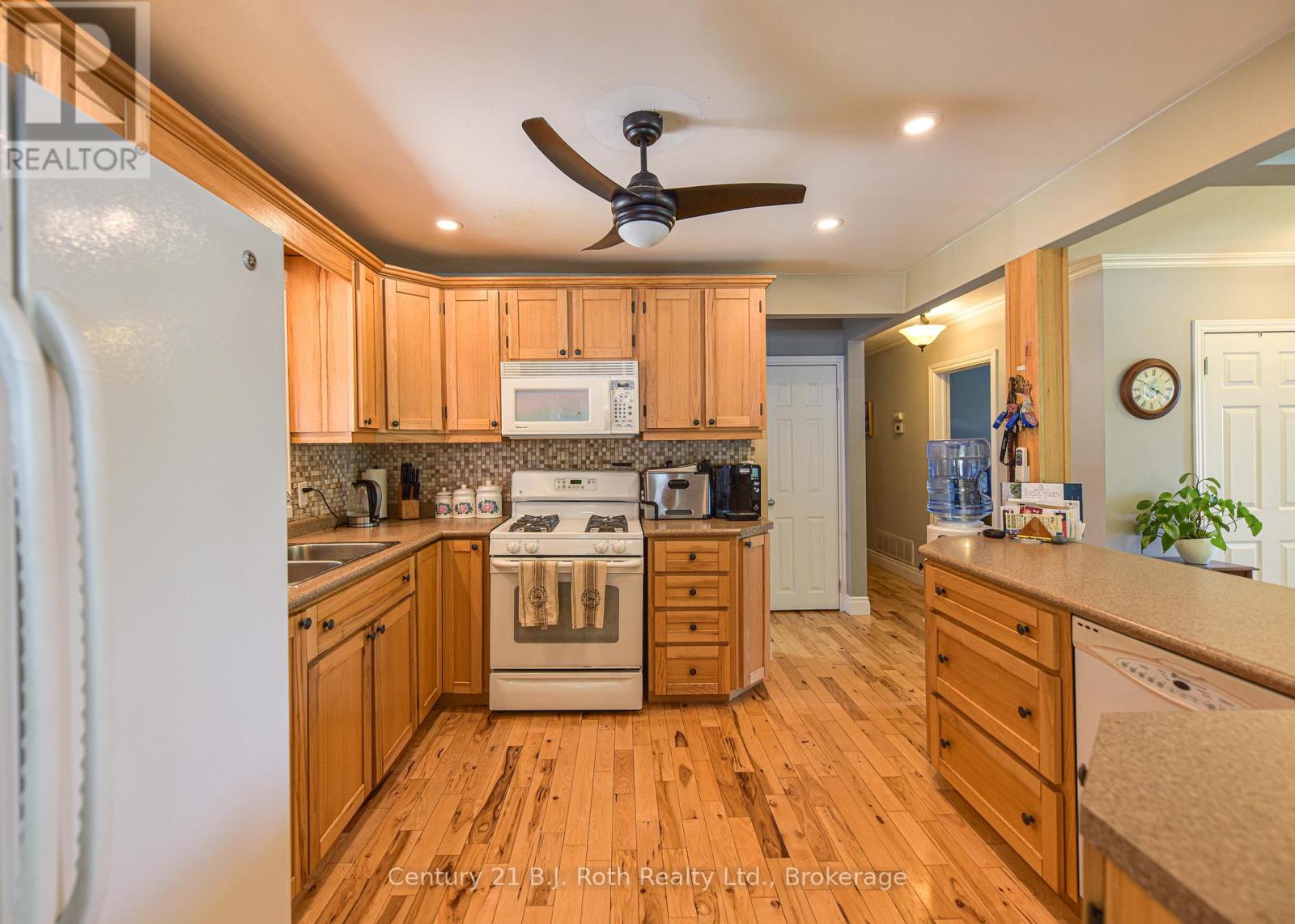138 LAKE DALRYMPLE ROAD - 24
