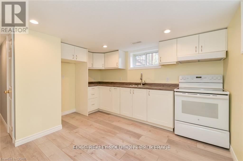 130 FORFAR STREET E - 26