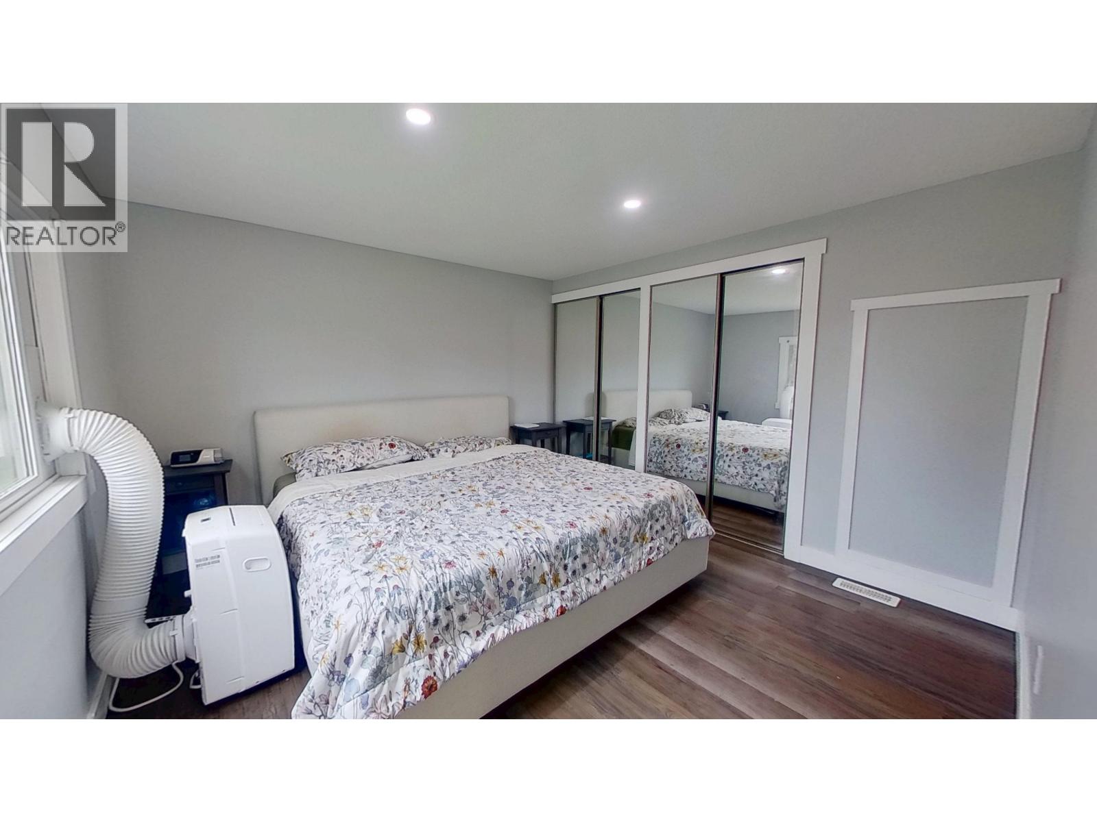9108 75 STREET - 12