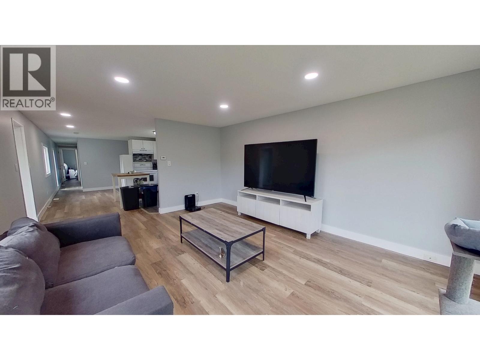 9108 75 STREET - 4