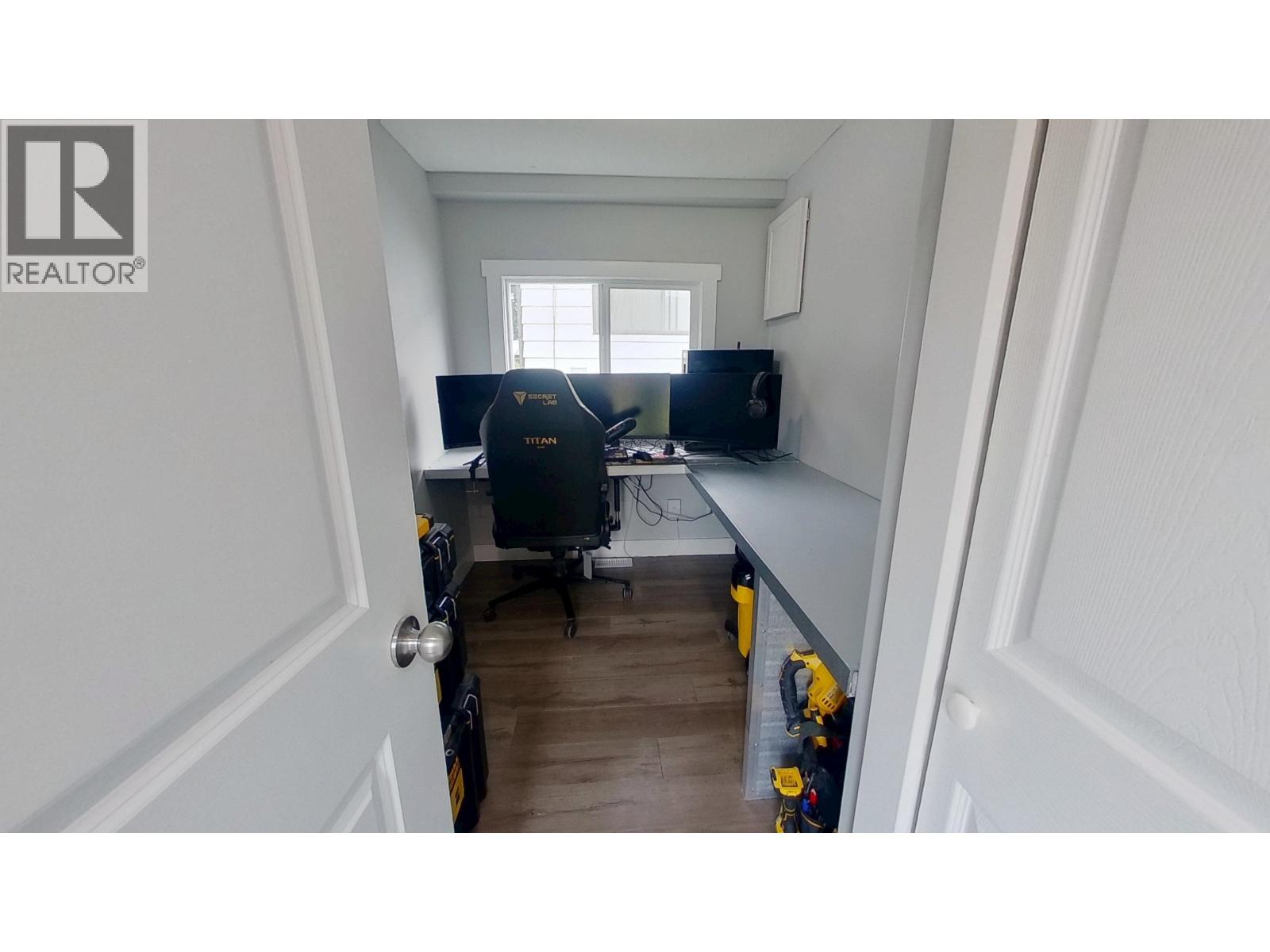 9108 75 STREET - 15