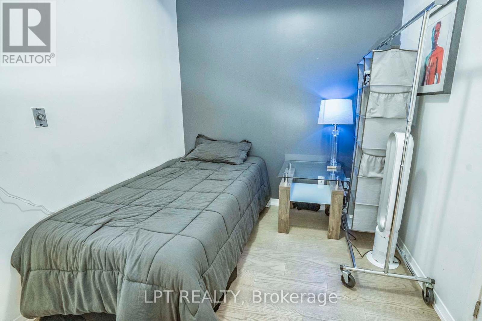 #217 215 FORT YORK BOULEVARD - 23
