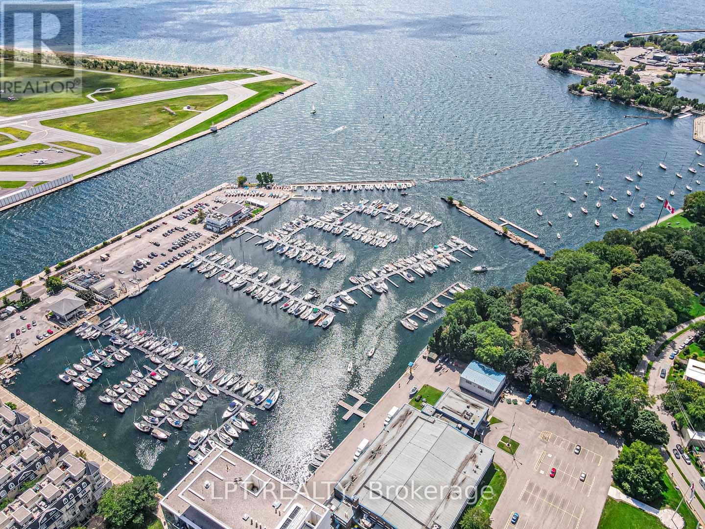 #217 215 FORT YORK BOULEVARD - 31