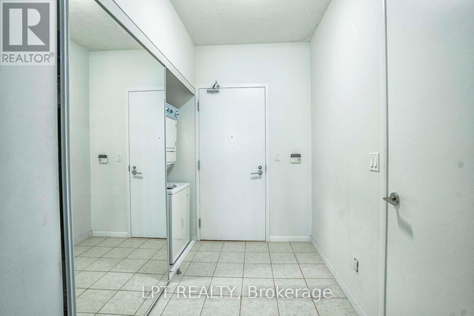 #217 215 FORT YORK BOULEVARD - 8