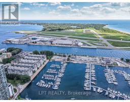 217 - 215 Fort York Boulevard, Toronto, ON M5V4A2 Photo 34