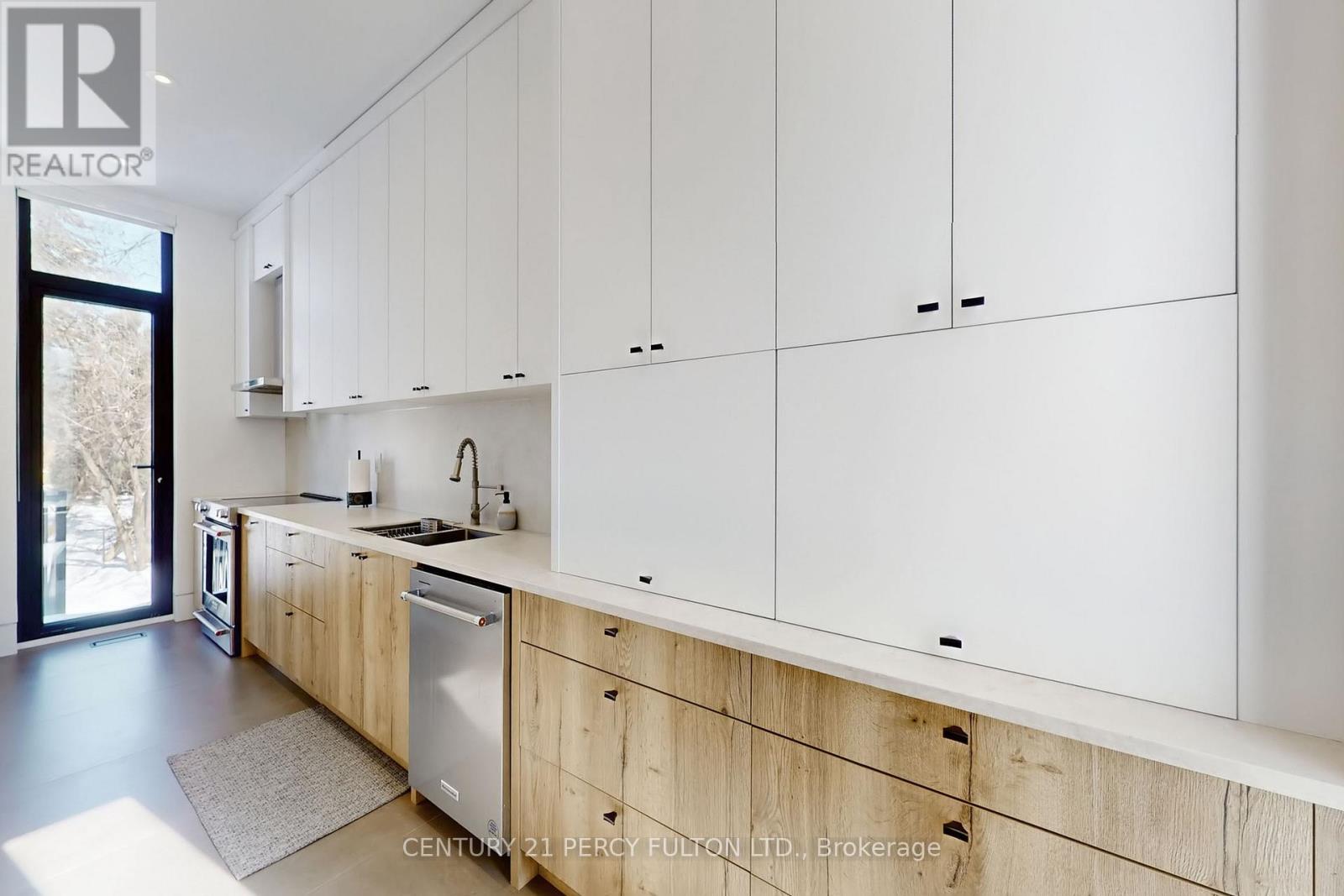 128 ANNDALE DRIVE - 22