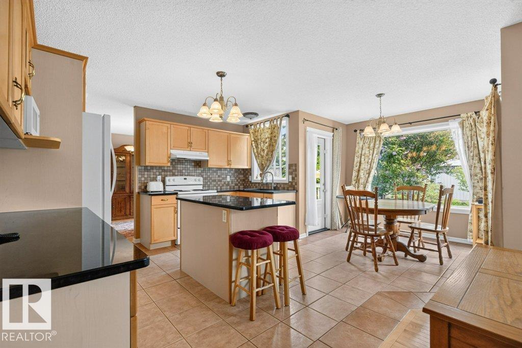 572 BYRNE CR SW - 12