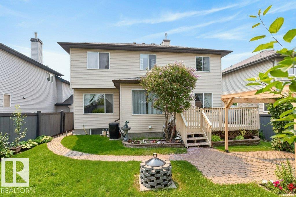 572 BYRNE CR SW - 38