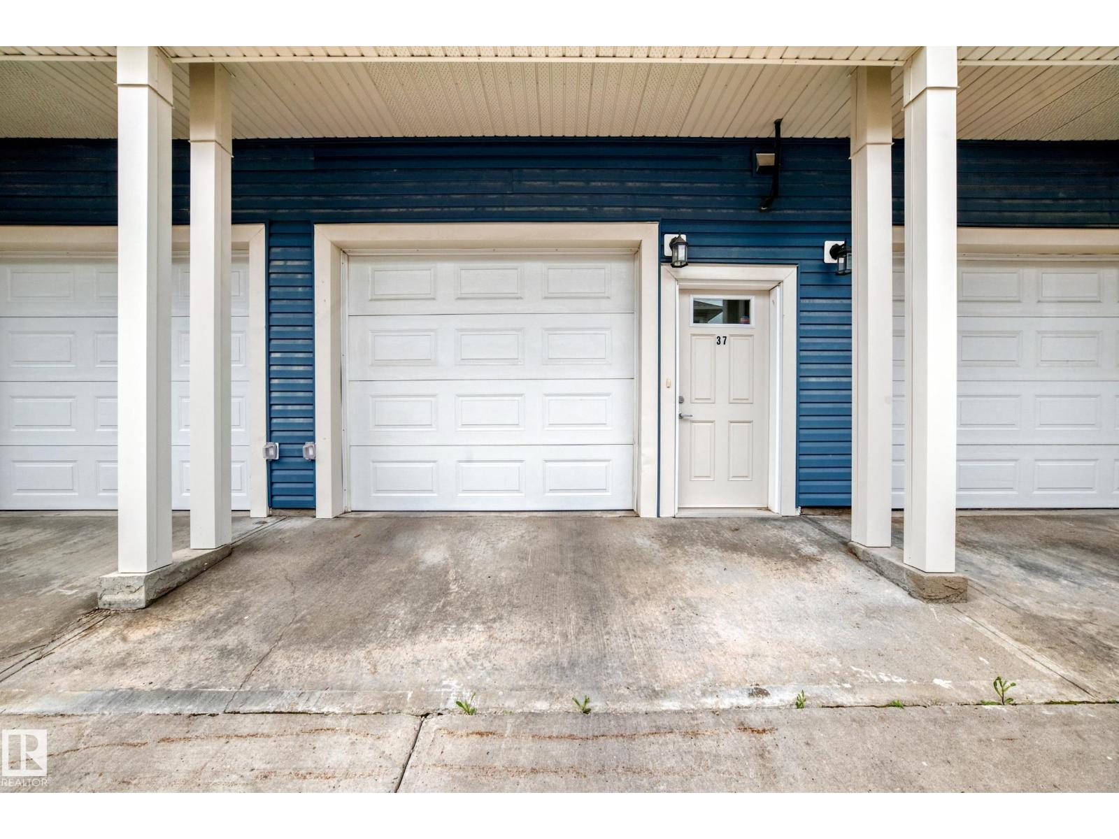 #37 13003 132 AV NW NW - 8