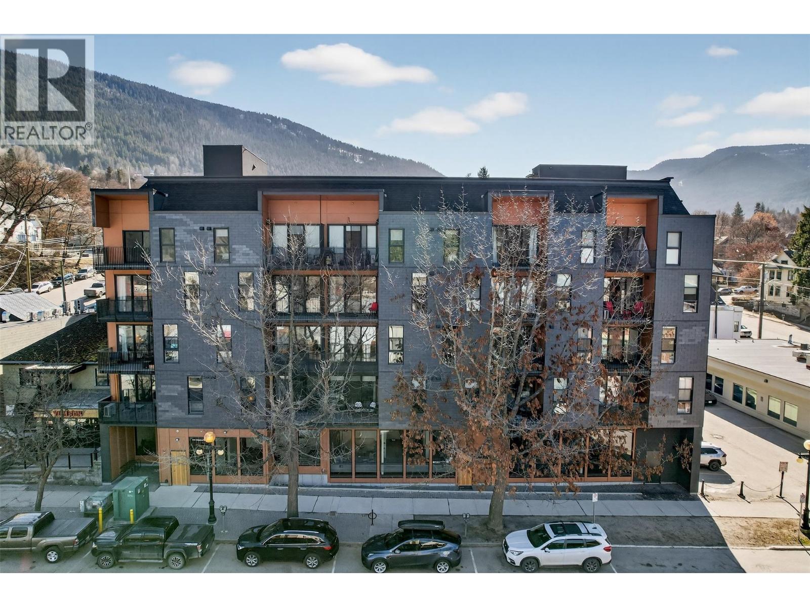 #403 514 VICTORIA Street - 41