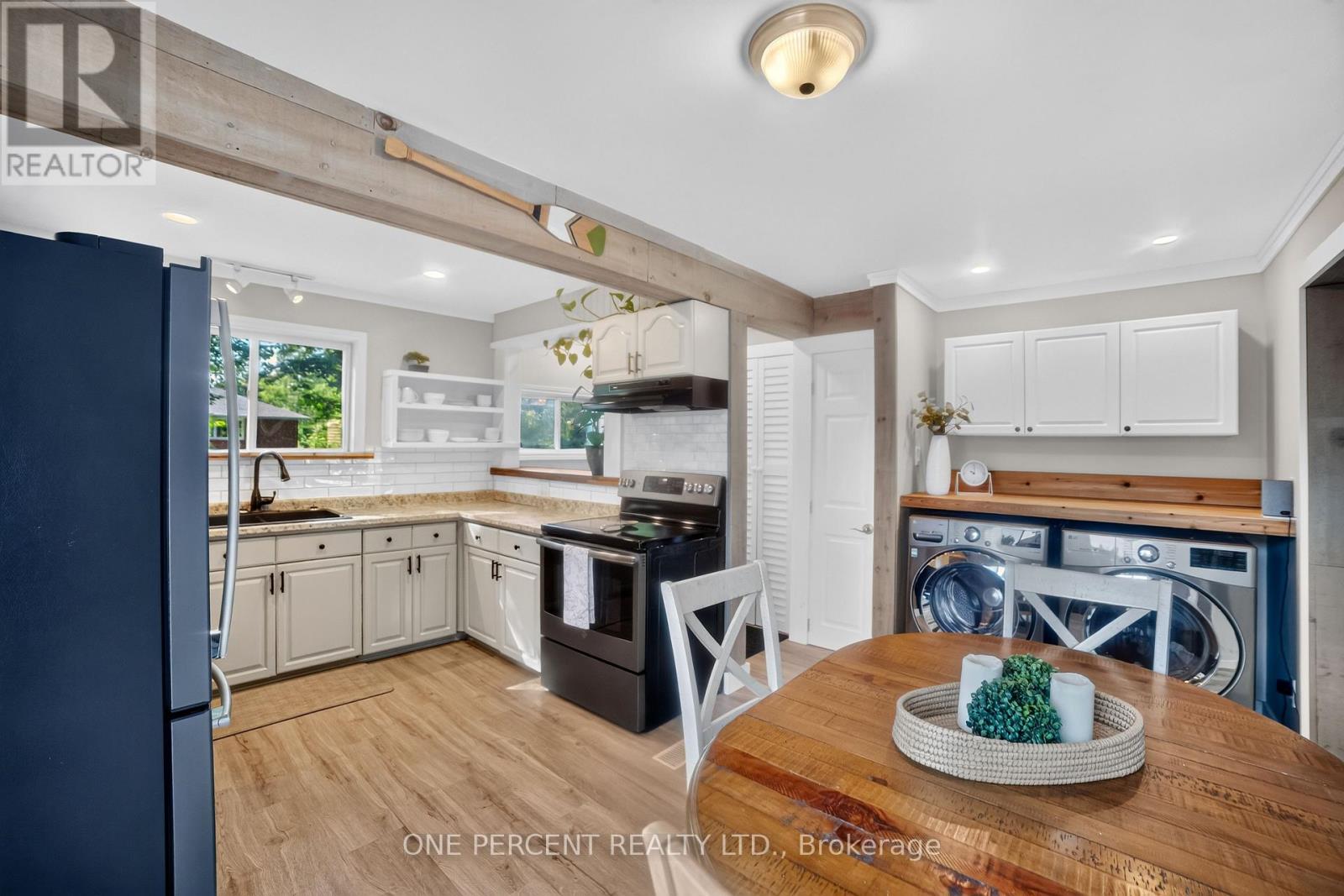 608 BROADVIEW AVENUE - 22