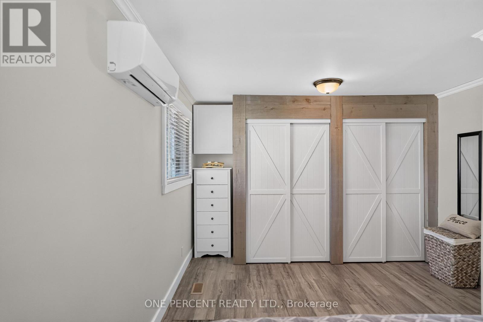 608 BROADVIEW AVENUE - 27