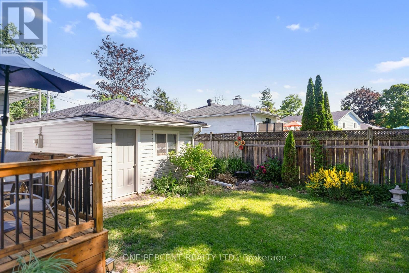 608 BROADVIEW AVENUE - 35