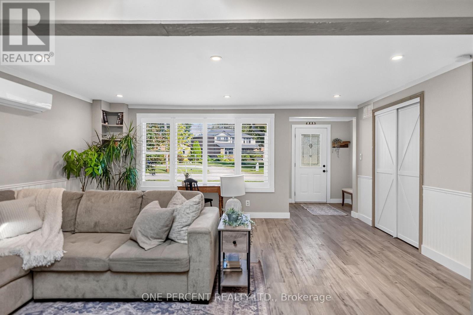 608 BROADVIEW AVENUE - 8