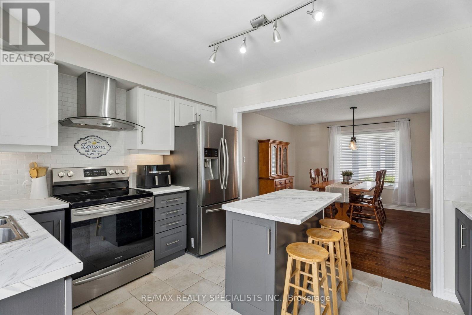 64 SMALLMAN DRIVE - 14