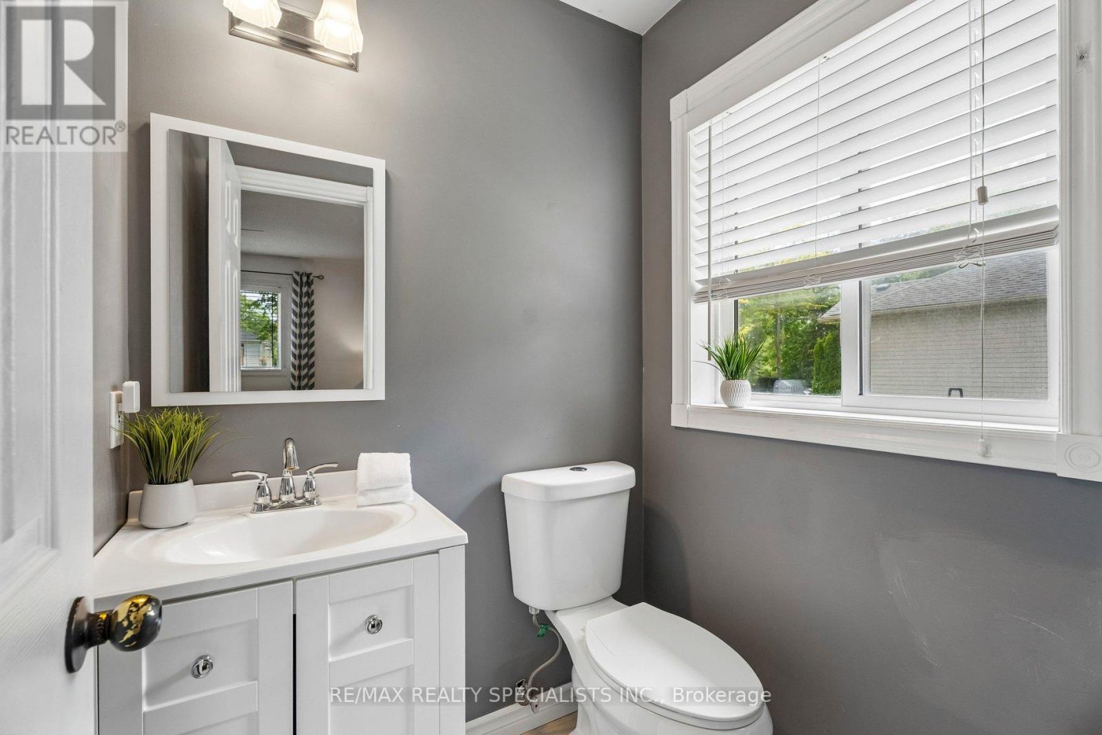 64 SMALLMAN DRIVE - 23