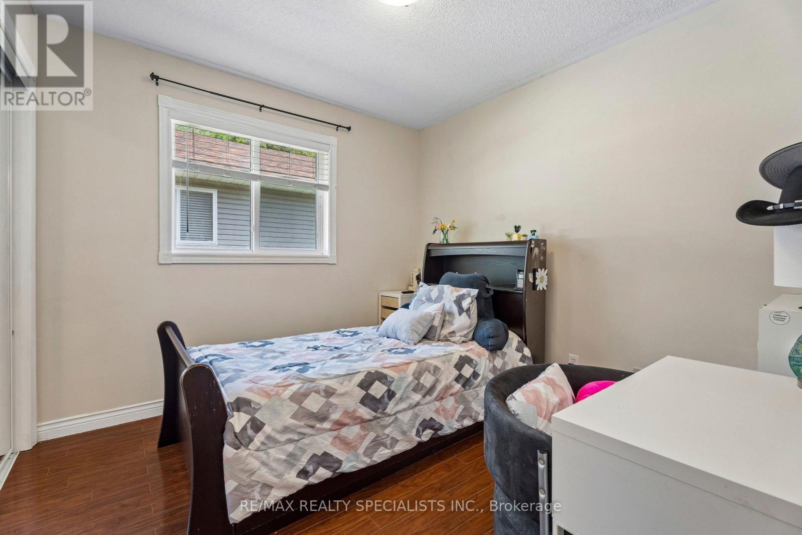 64 SMALLMAN DRIVE - 26