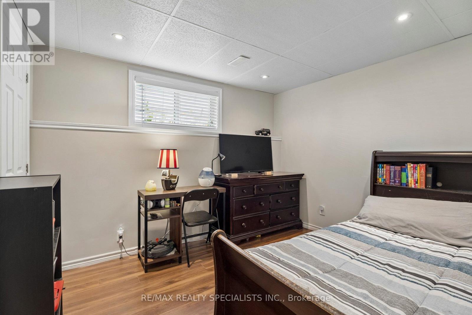 64 SMALLMAN DRIVE - 33