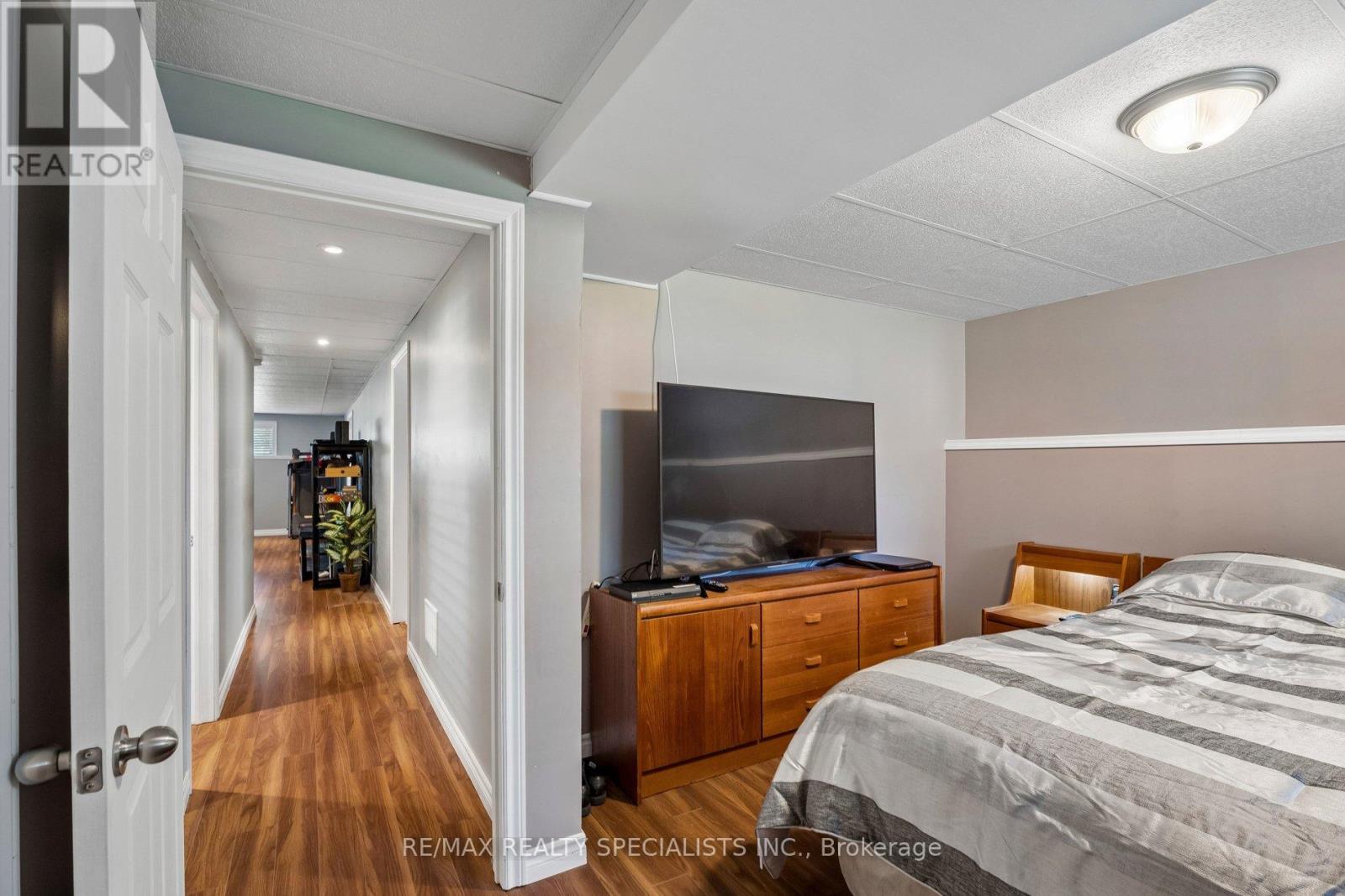 64 SMALLMAN DRIVE - 35