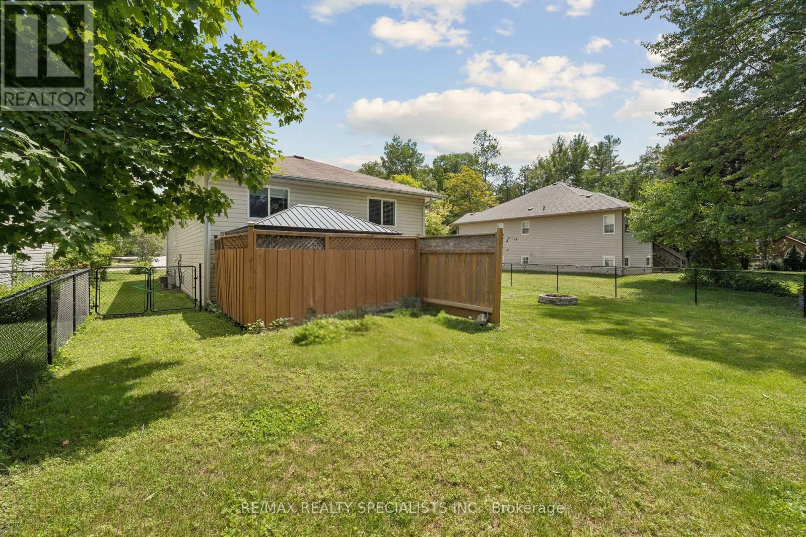 64 SMALLMAN DRIVE - 39
