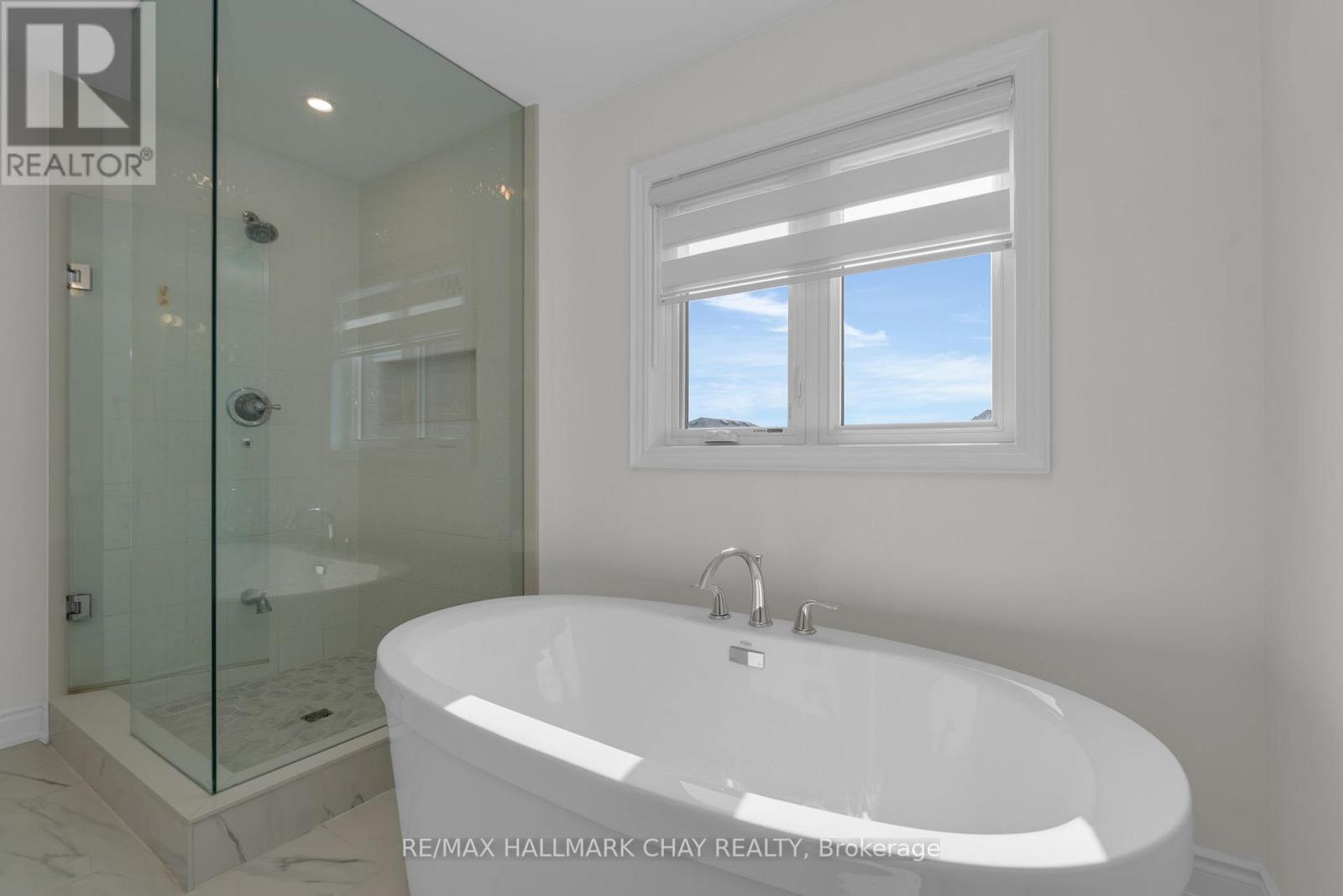 4 PERIWINKLE ROAD - 20