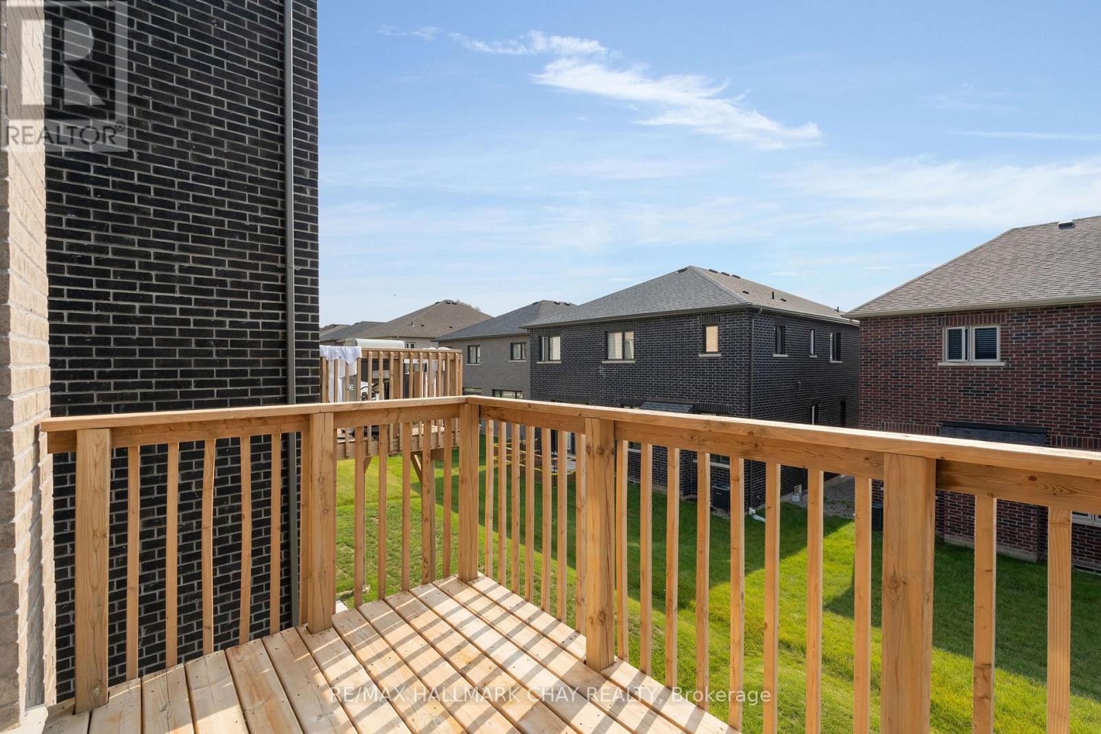 4 PERIWINKLE ROAD - 31