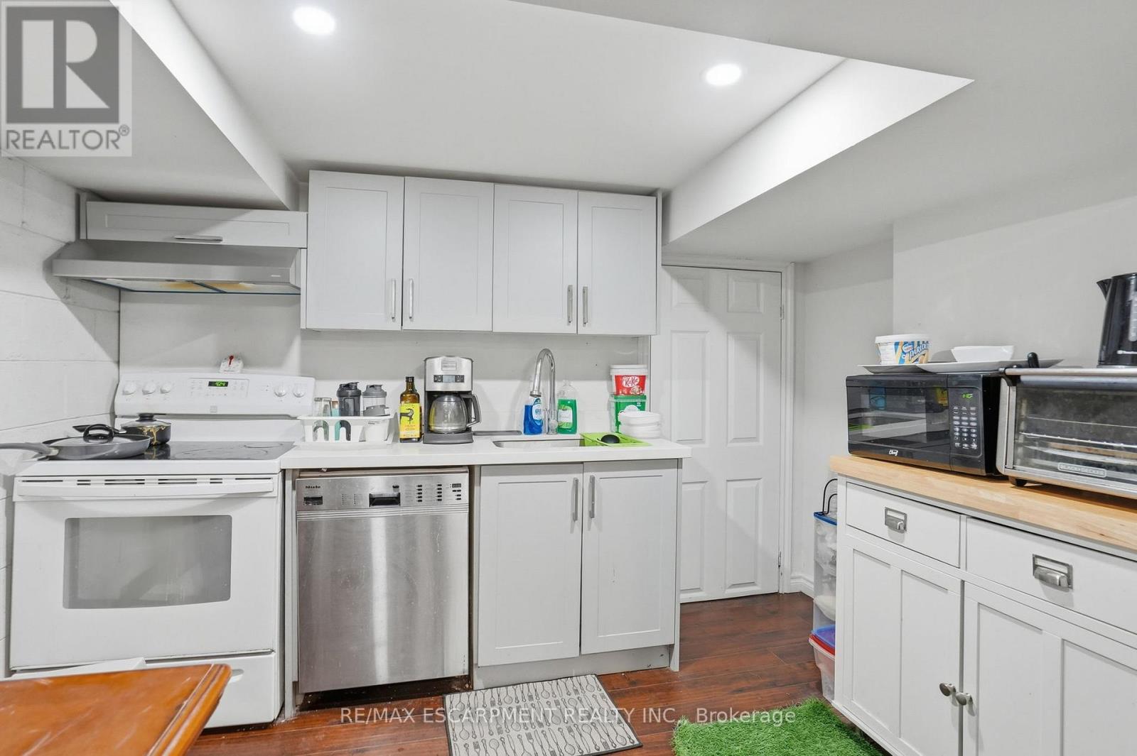 1643 GLENBURNIE ROAD - 23