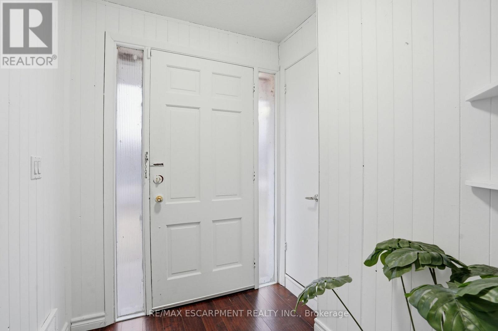 1643 GLENBURNIE ROAD - 8