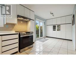 102 Elnathan Crescent, Toronto, ON M9L2G1 Photo 15